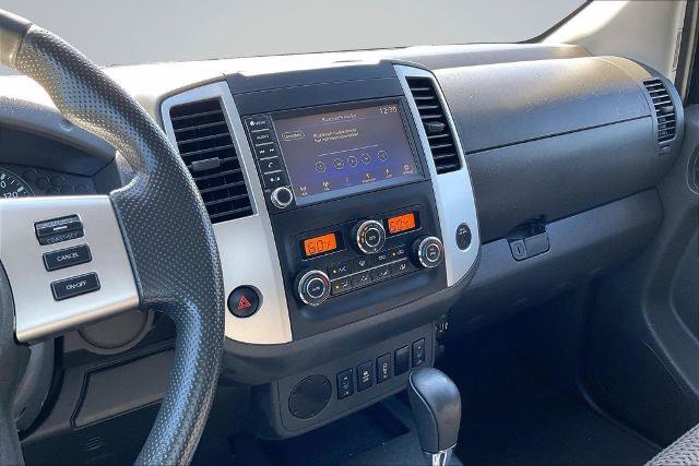 Used 2021 Nissan Frontier SV RWD image 6