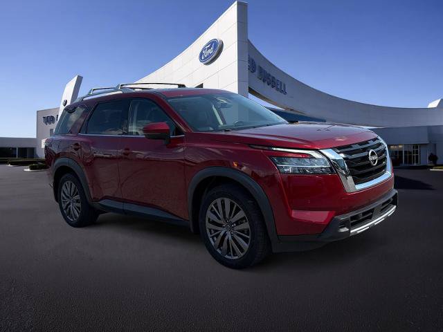 Used 2023 Nissan Pathfinder SL w/ SL Premium Package AWD/4WD image 4