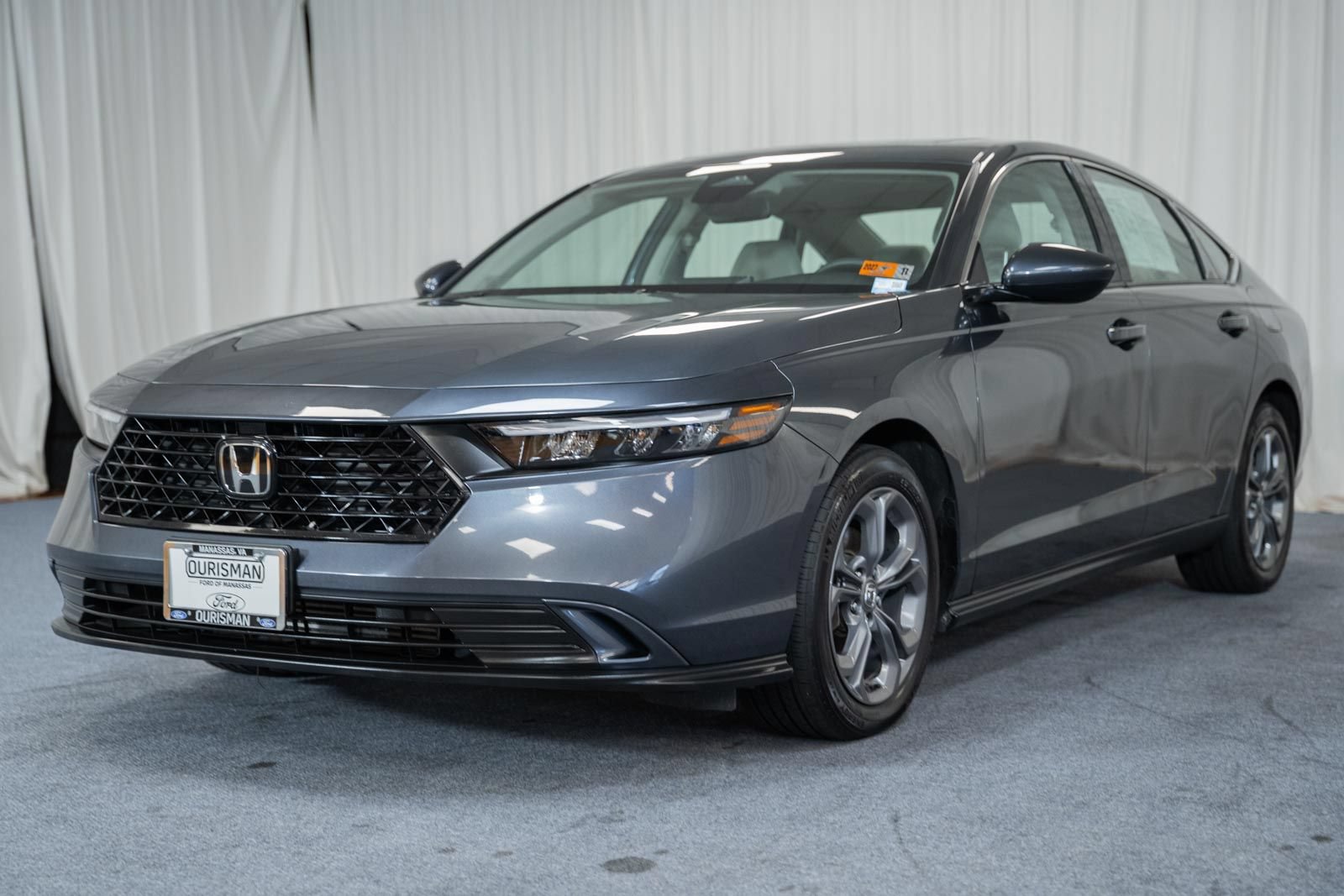 Used 2024 Honda Accord EX image 3