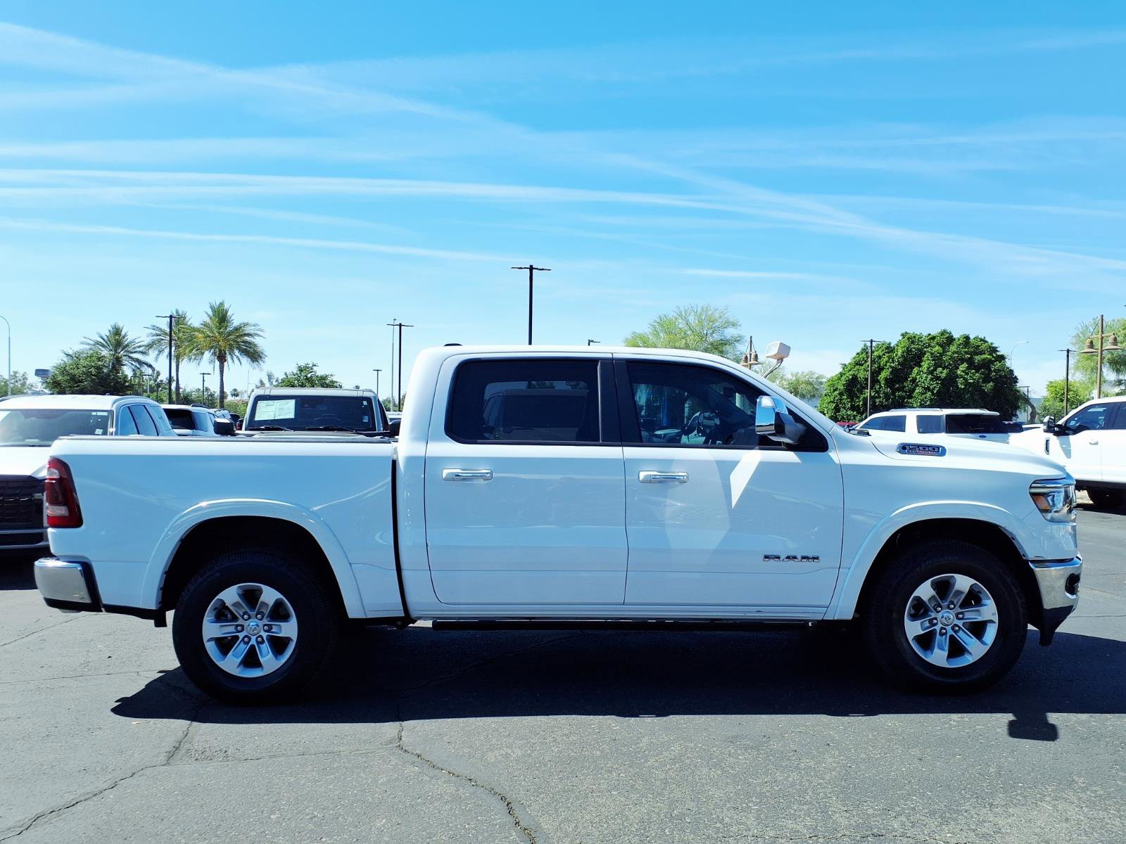 Used 2022 RAM 1500 Laramie AWD/4WD image 7