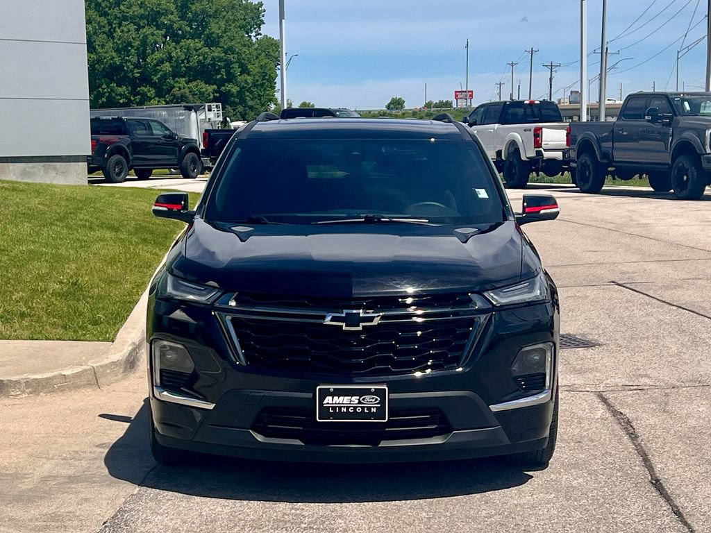 Used 2023 Chevrolet Traverse Premier w/ Redline Edition AWD/4WD image 8