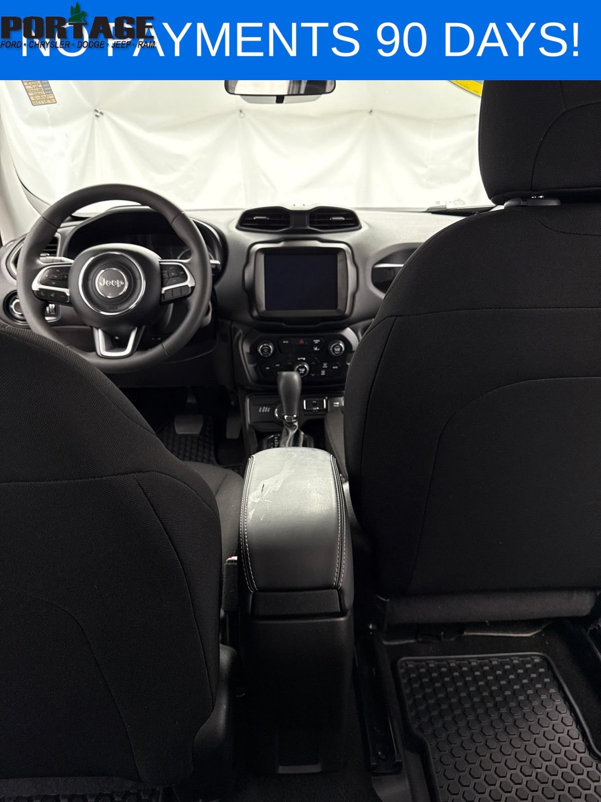 Used 2023 Jeep Renegade Latitude AWD/4WD image 32