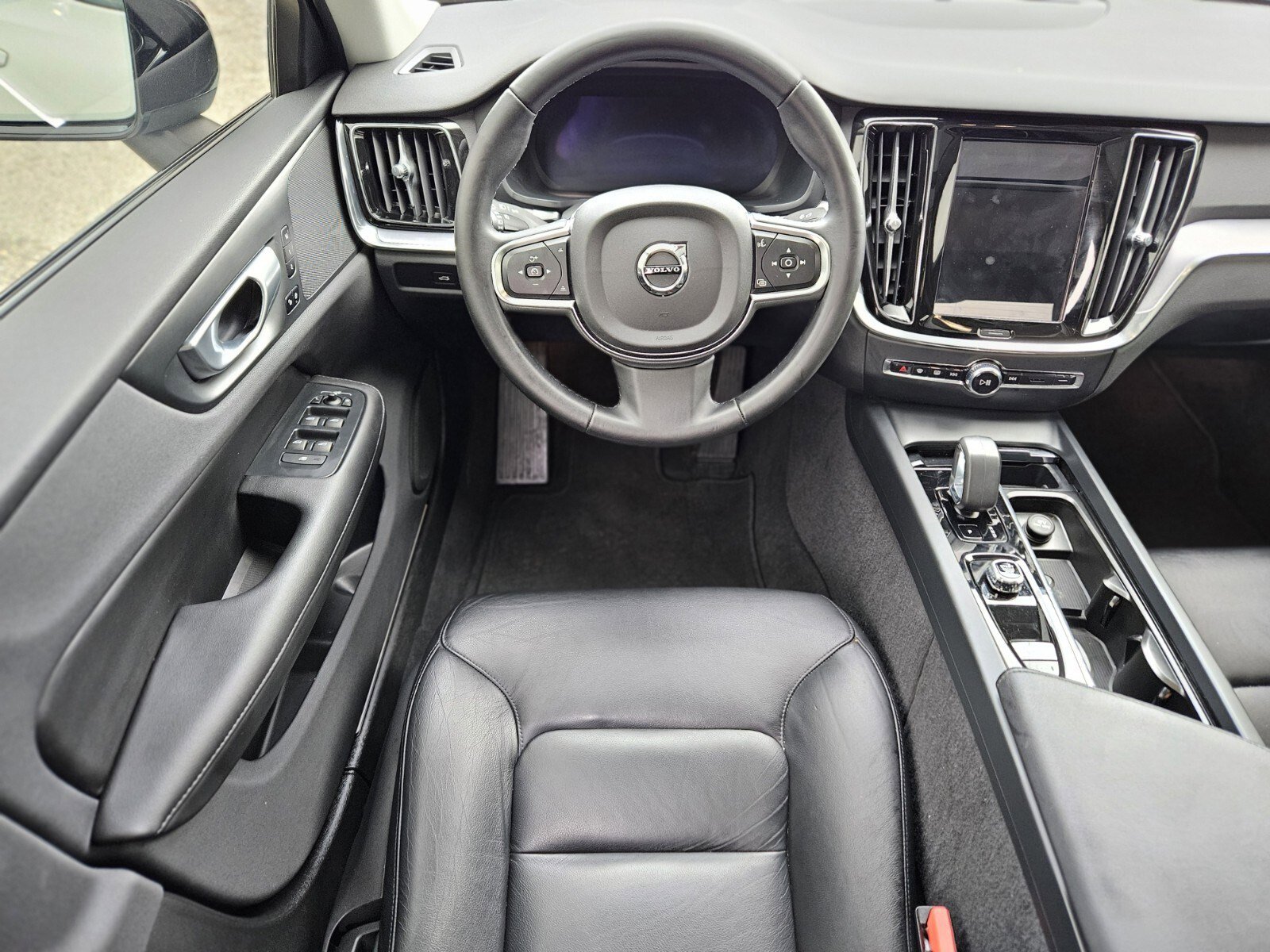 Used 2024 Volvo S60 B5 Core image 14