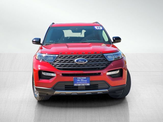 Certified 2022 Ford Explorer XLT w/ Equipment Group 202A image 5