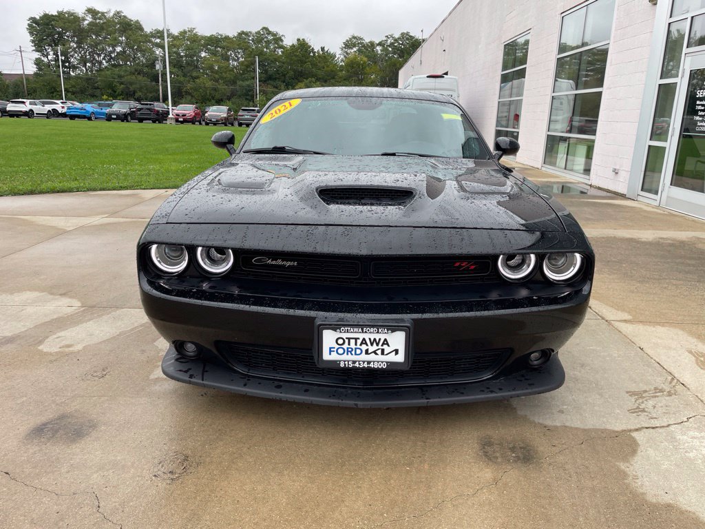 Used 2021 Dodge Challenger R/T Scat Pack RWD image 3