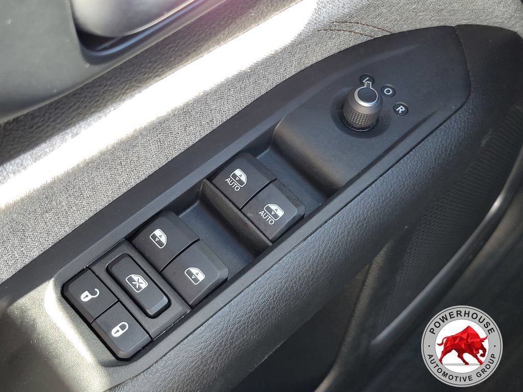 Used 2023 Jeep Compass Latitude AWD/4WD image 26