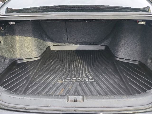 Used 2020 Honda Accord Touring image 14