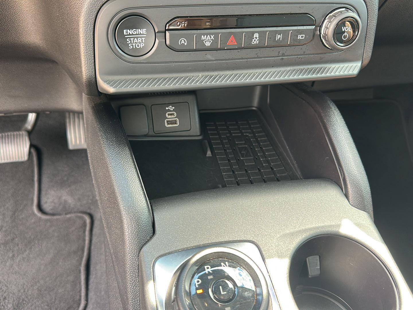 Certified 2025 Ford Bronco Sport Outer Banks w/ Outer Banks Tech Package+ AWD/4WD image 19