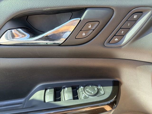 Used 2021 GMC Acadia AT4 w/ Technology Package image 23