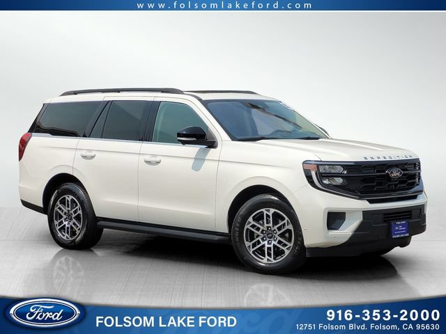 Certified 2025 Ford Expedition Active RWD image 1
