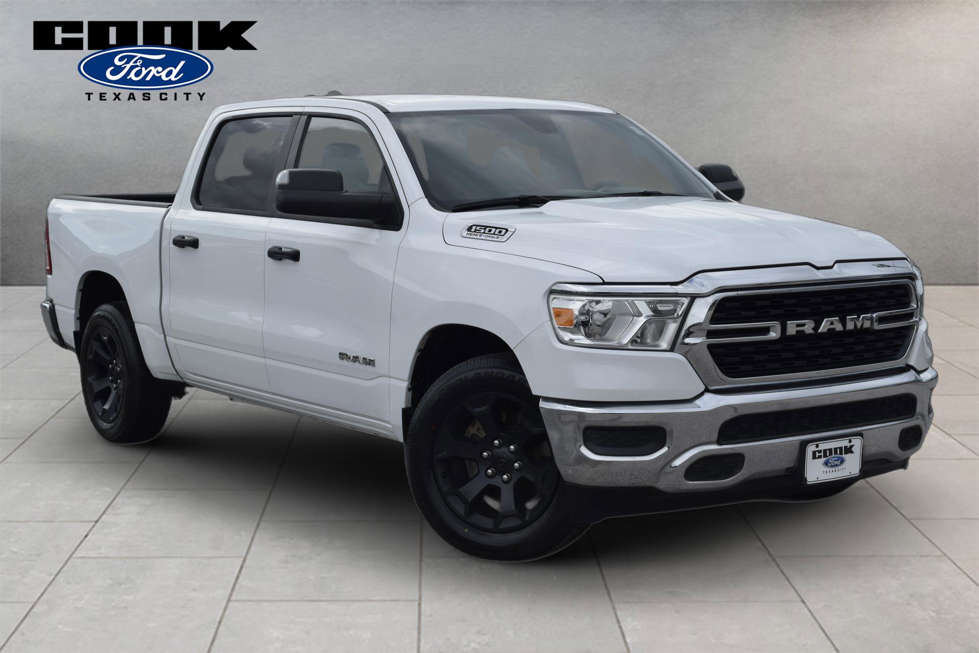 Used 2024 RAM 1500 Big Horn w/ Trailer Tow Group AWD/4WD image 2