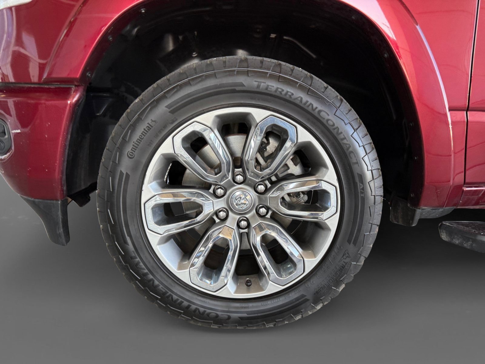 Used 2021 RAM 1500 Laramie w/ Sport Appearance Package AWD/4WD image 20