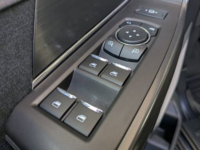 Certified 2024 Ford F150 Lariat w/ Equipment Group 502A High image 22