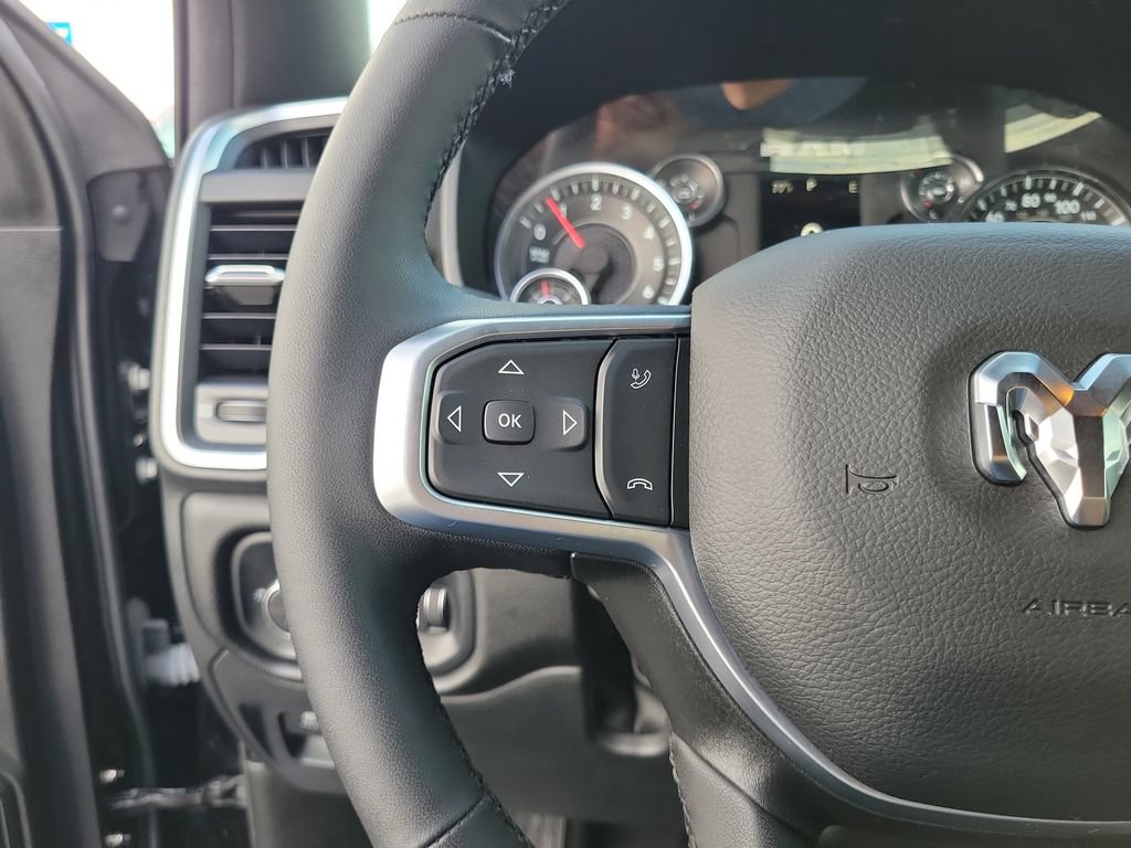 Used 2025 RAM 1500 Big Horn AWD/4WD image 24
