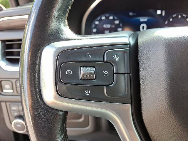 Used 2022 Chevrolet Suburban LT AWD/4WD image 22