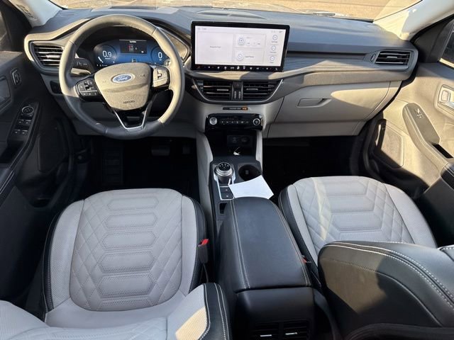 Certified 2023 Ford Escape Platinum w/ Premium Technology Package AWD/4WD image 15