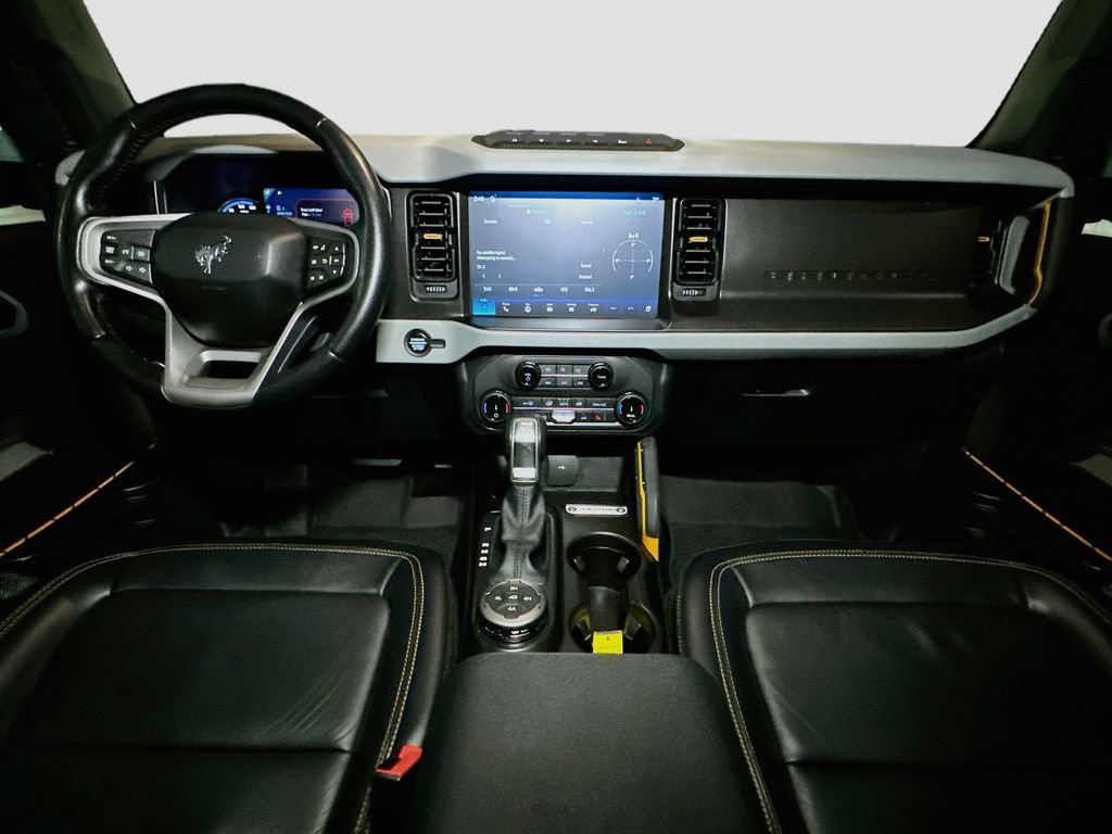 Certified 2022 Ford Bronco Badlands w/ Sasquatch Package AWD/4WD image 9