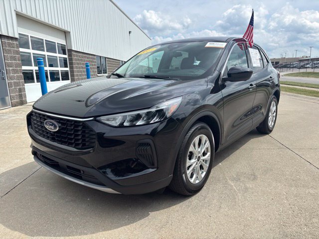 Certified 2023 Ford Escape Active w/ Tech Pack #2 FWD image 4