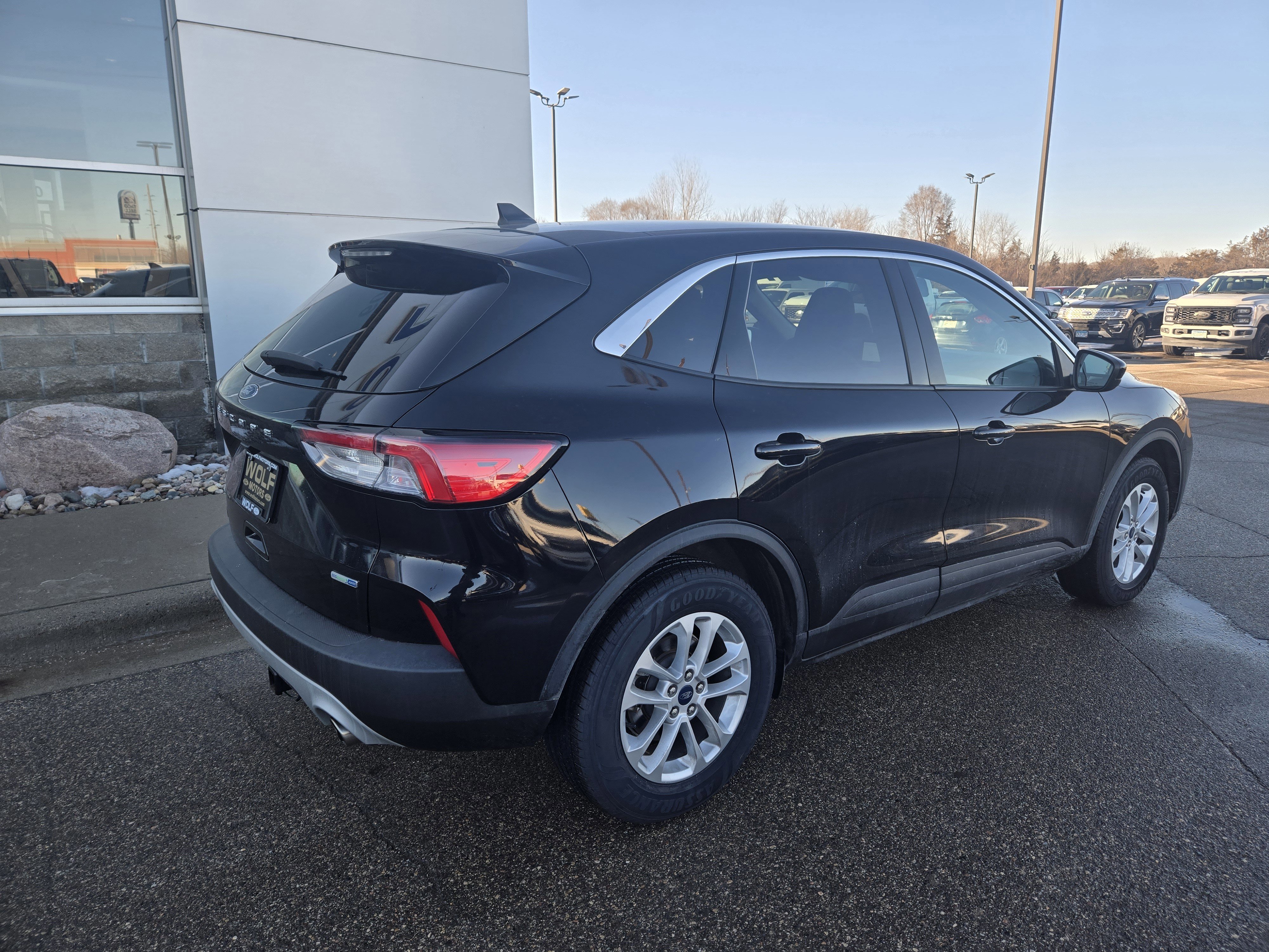 Certified 2020 Ford Escape SE image 5
