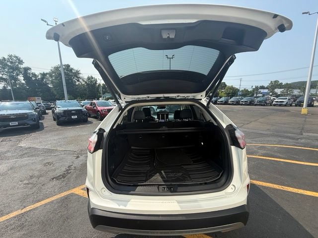 Certified 2022 Ford Edge SEL w/ Convenience Package AWD/4WD image 7
