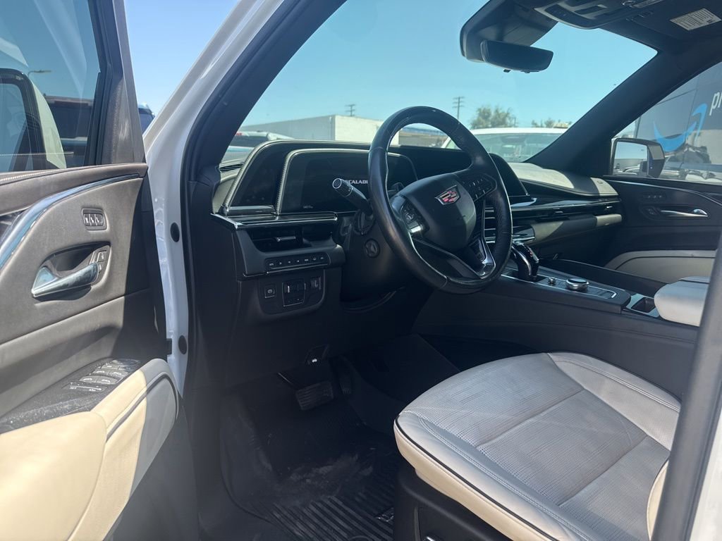 Used 2022 Cadillac Escalade Sport w/ Touring Package AWD/4WD image 63