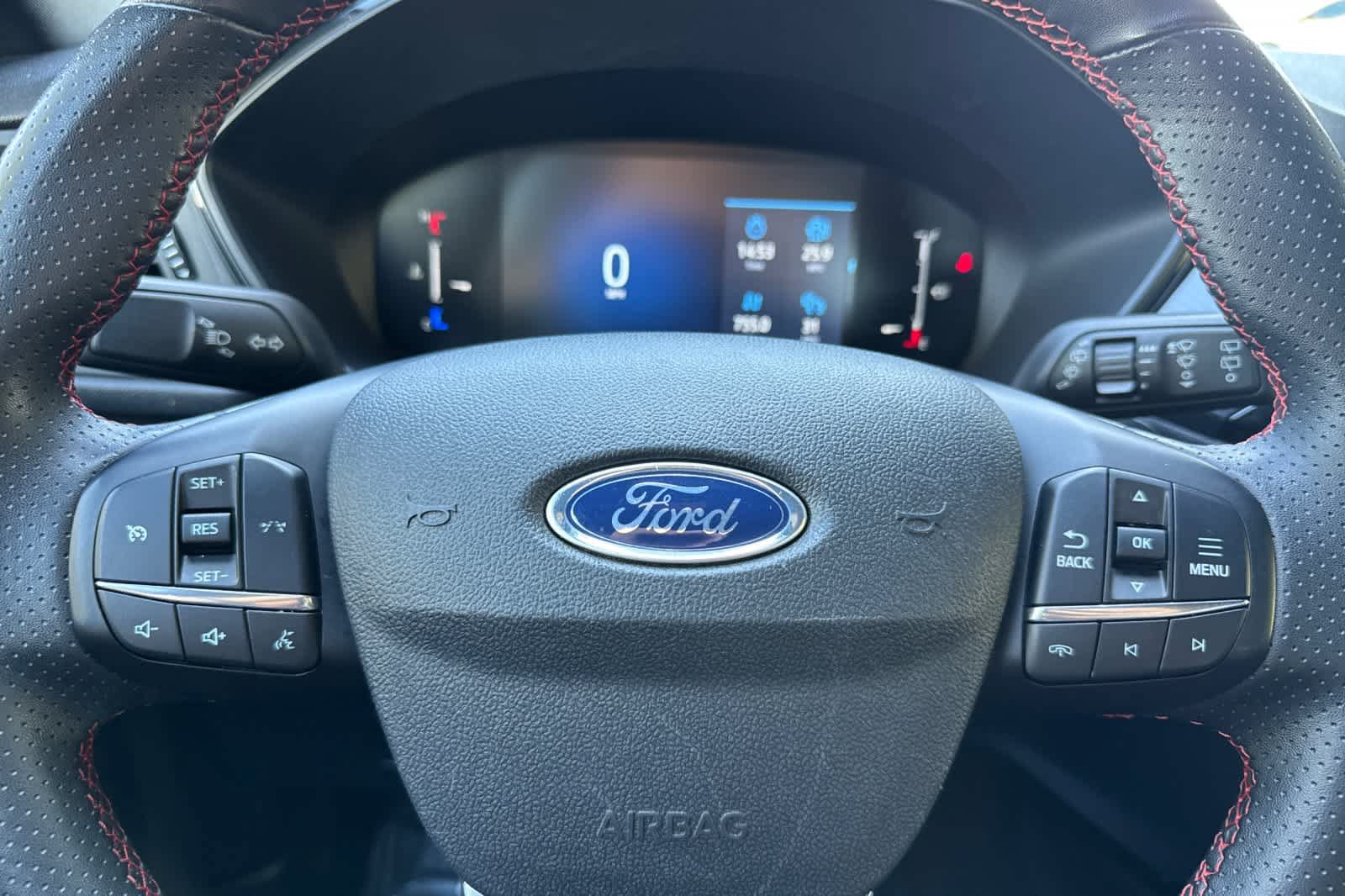 Certified 2025 Ford Escape ST-Line FWD image 23