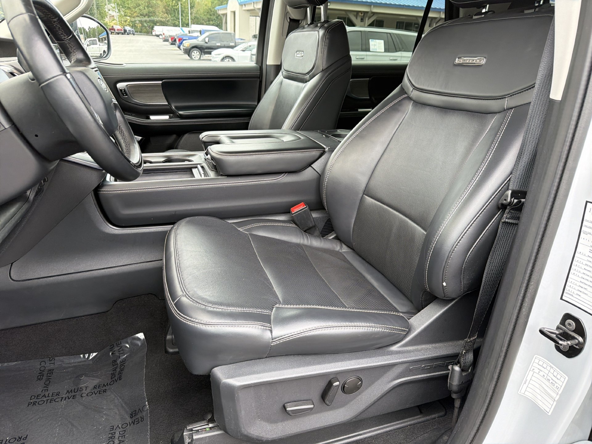 Certified 2025 Ford Expedition Platinum AWD/4WD image 22