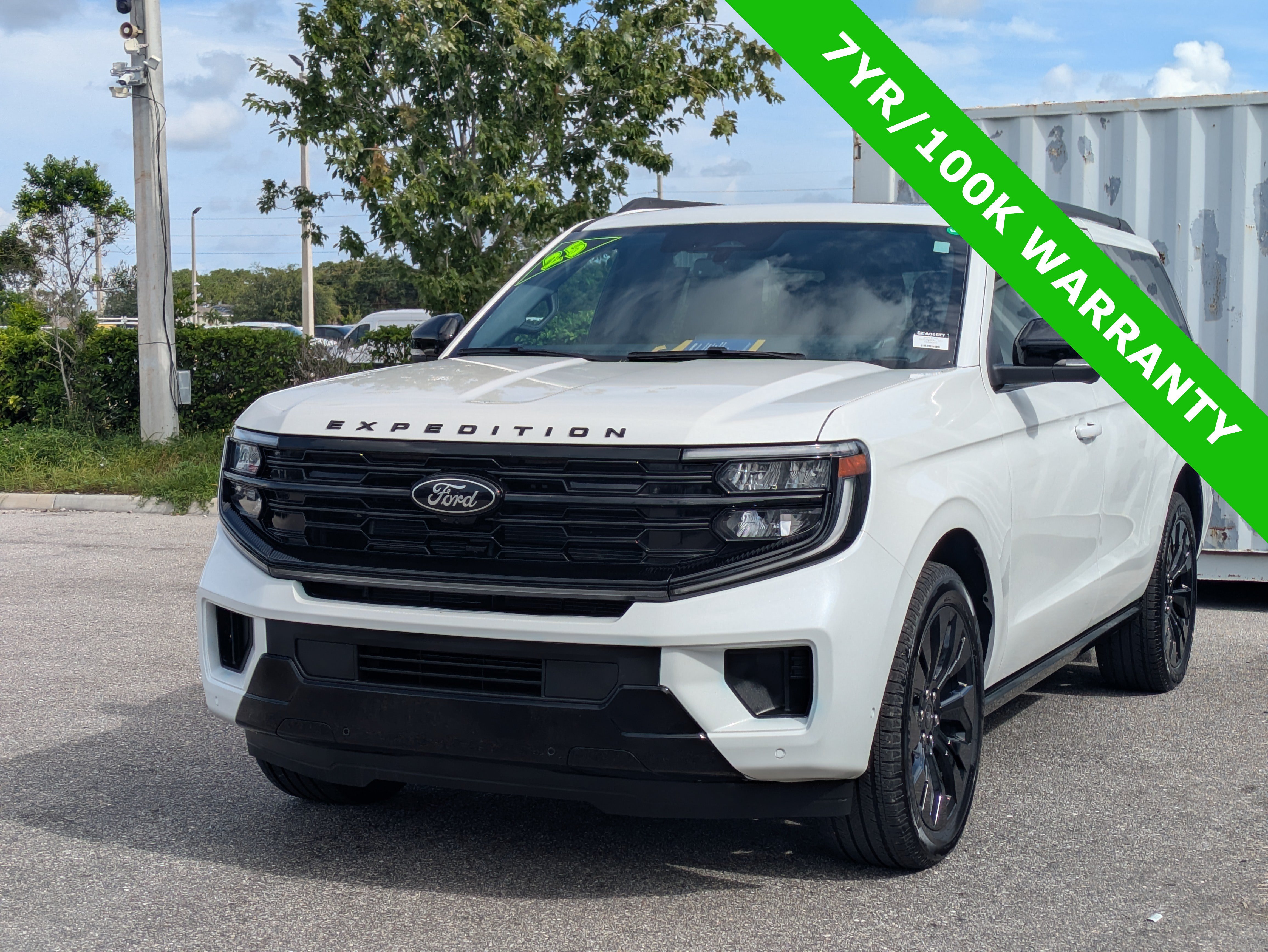 Certified 2025 Ford Expedition Max Platinum w/ Stealth Appearance Package AWD/4WD image 8