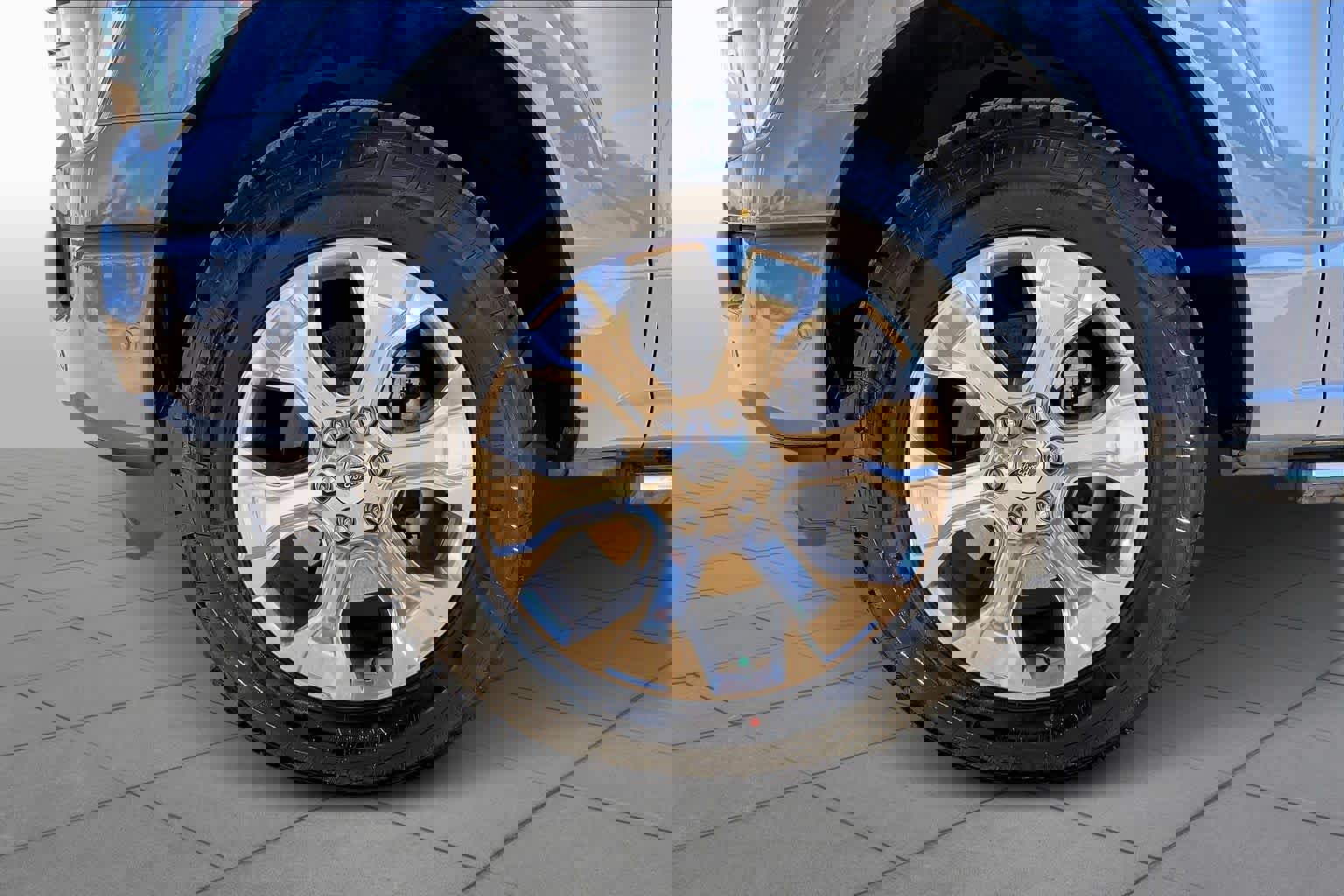 Certified 2023 Ford F150 Platinum w/ Equipment Group 701A High image 10