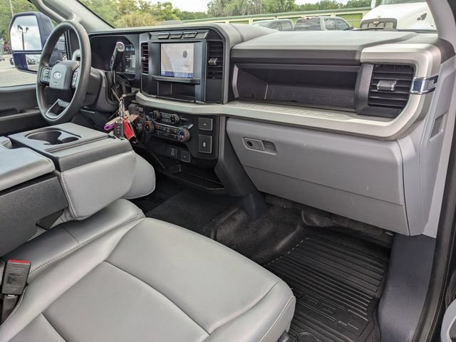 Certified 2024 Ford F350 XL w/ FX4 Off-Road Package AWD/4WD image 13
