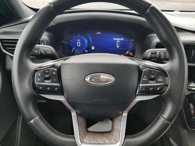 Certified 2023 Ford Explorer Platinum w/ Technology Package AWD/4WD image 26