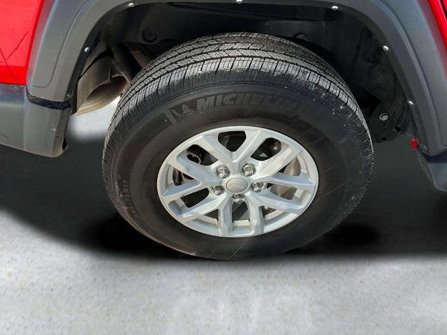 Used 2023 Jeep Wrangler Sport w/ Sun And Sound Package image 32