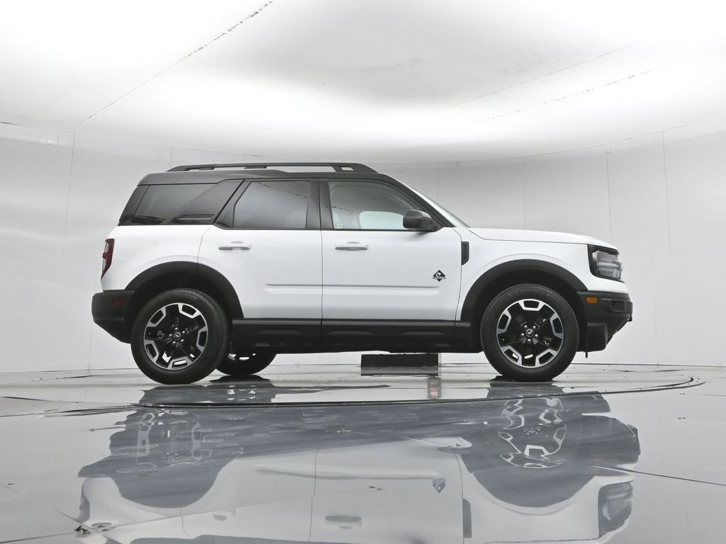 Certified 2024 Ford Bronco Sport Outer Banks w/ Tech Package AWD/4WD image 51