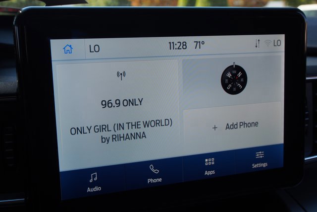 Certified 2022 Ford Explorer XLT w/ Equipment Group 202A image 30