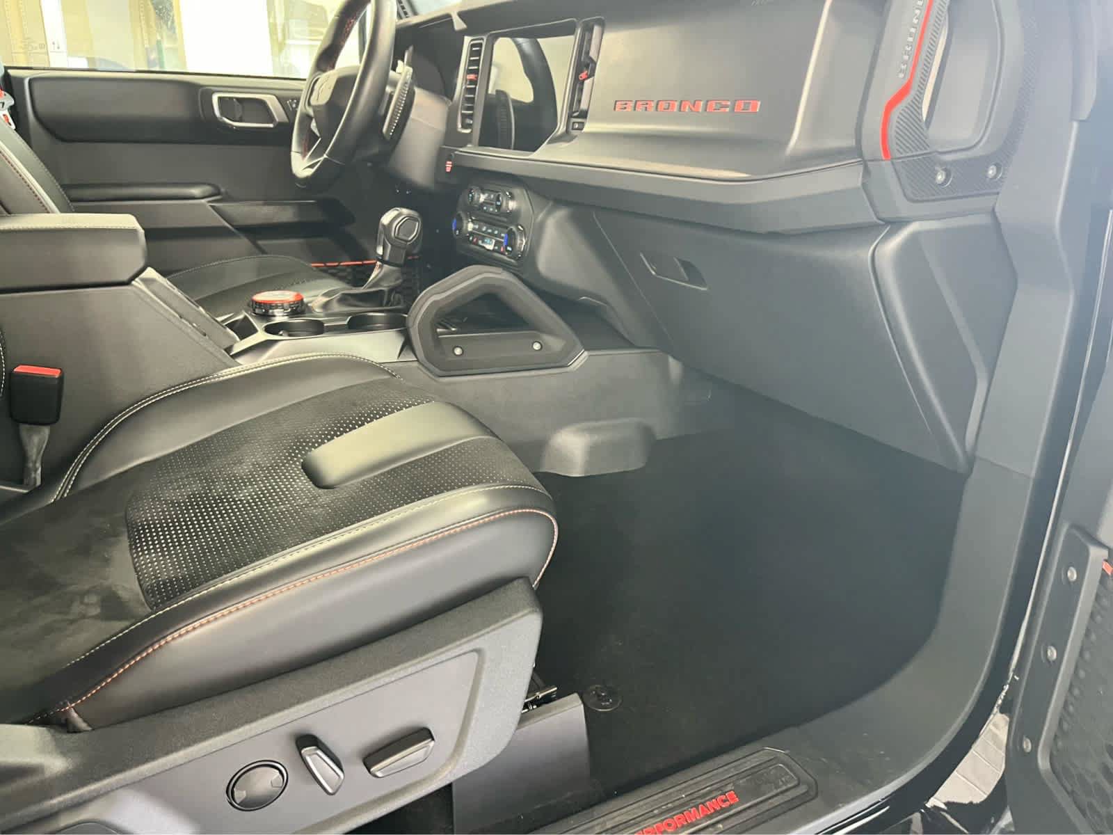 Certified 2025 Ford Bronco Raptor AWD/4WD image 46