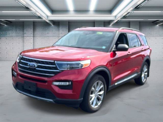 Certified 2023 Ford Explorer XLT w/ Equipment Group 202A AWD/4WD image 1