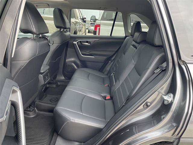 Used 2023 Toyota RAV4 XLE Premium AWD/4WD image 20
