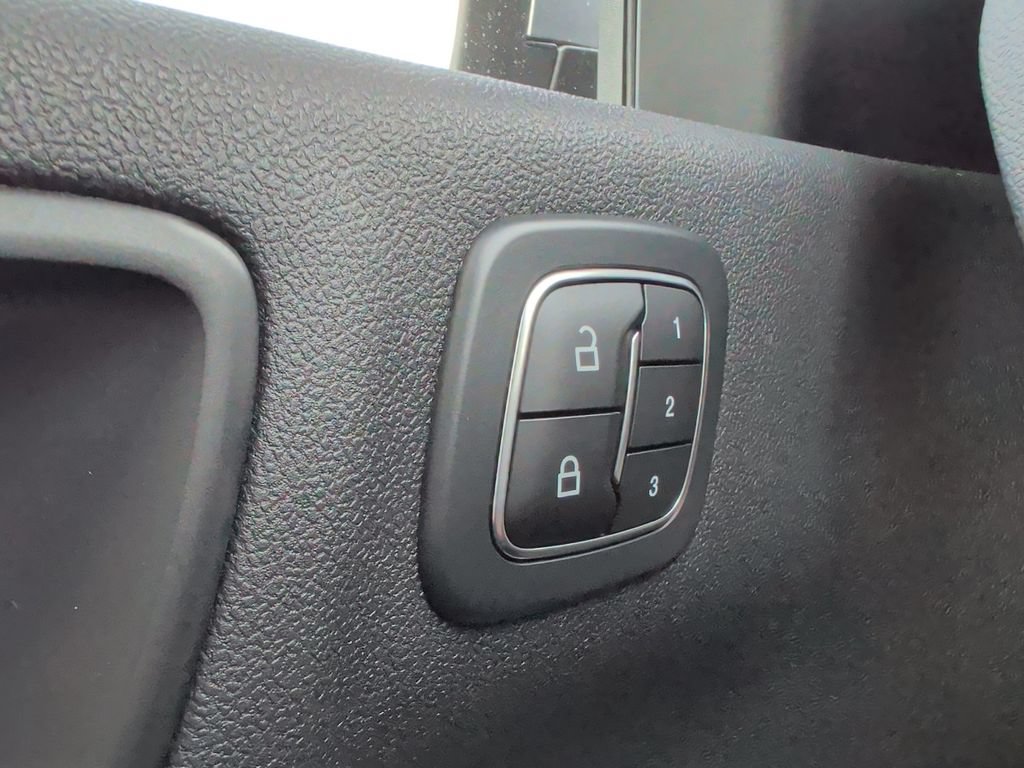 Certified 2023 Ford Escape Platinum AWD/4WD image 31