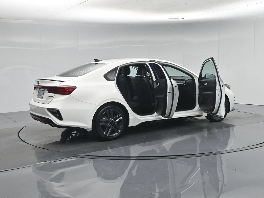 Used 2020 Kia Forte GT-Line FWD image 6