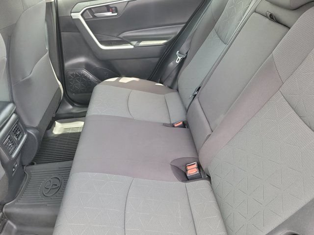 Used 2023 Toyota RAV4 XLE w/ Convenience Package FWD image 13