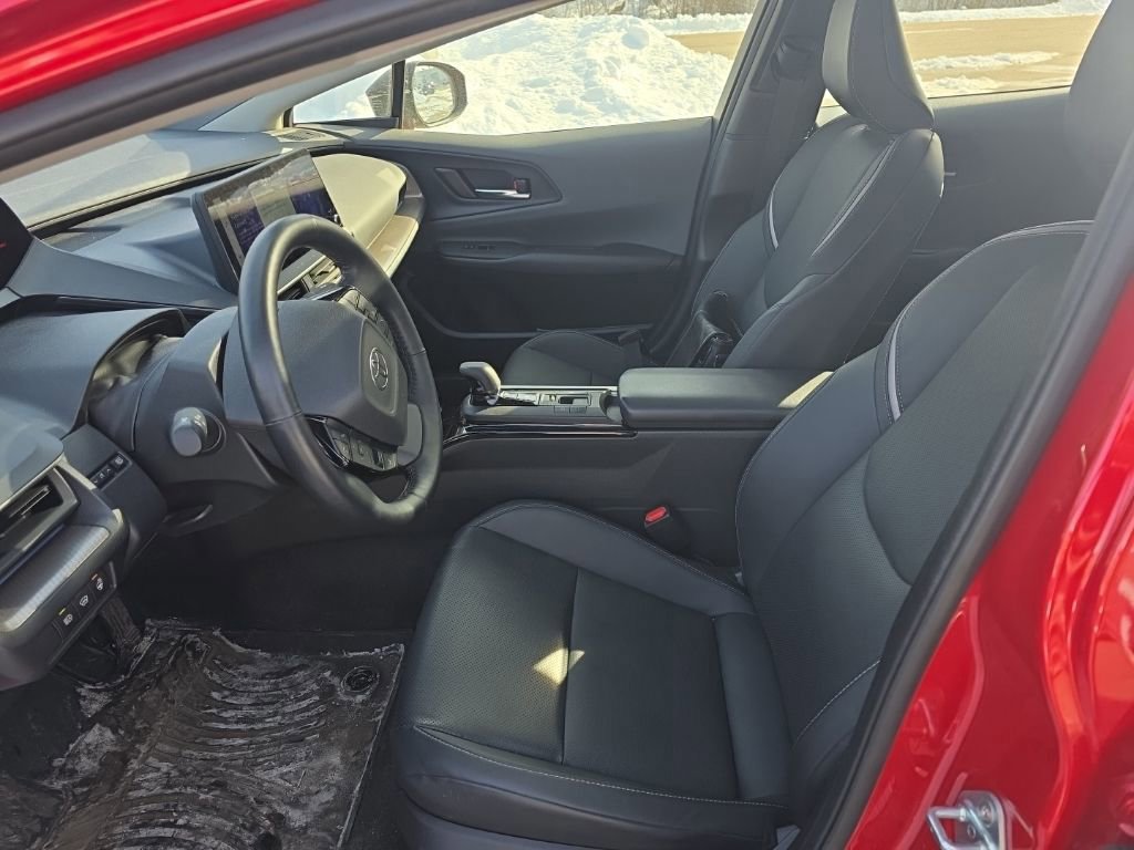 Used 2024 Toyota Prius Limited image 8