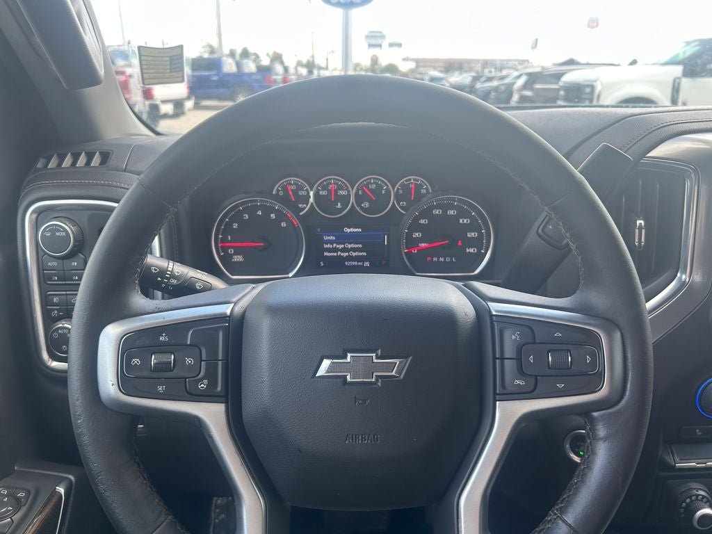 Used 2022 Chevrolet Silverado 1500 LT Trail Boss w/ LPO, Dark Essentials Package AWD/4WD image 26