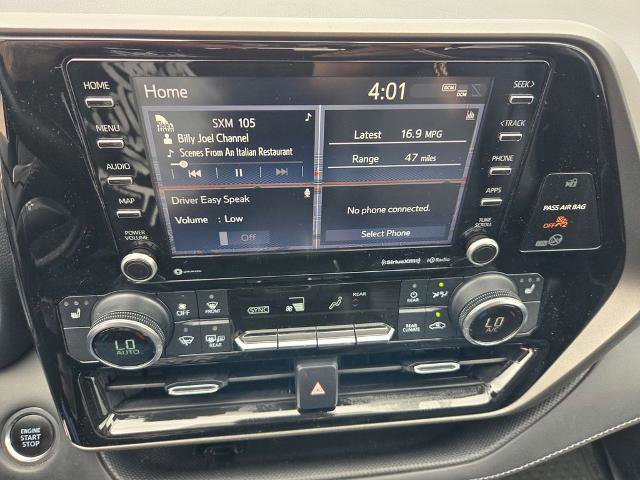 Used 2021 Toyota Highlander XLE FWD image 23