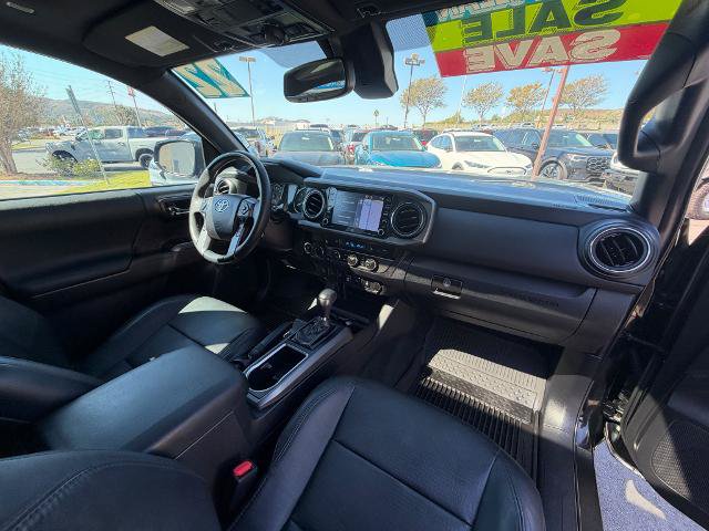 Used 2022 Toyota Tacoma TRD Off-Road w/ TRD Premium Off Road Package AWD/4WD image 26