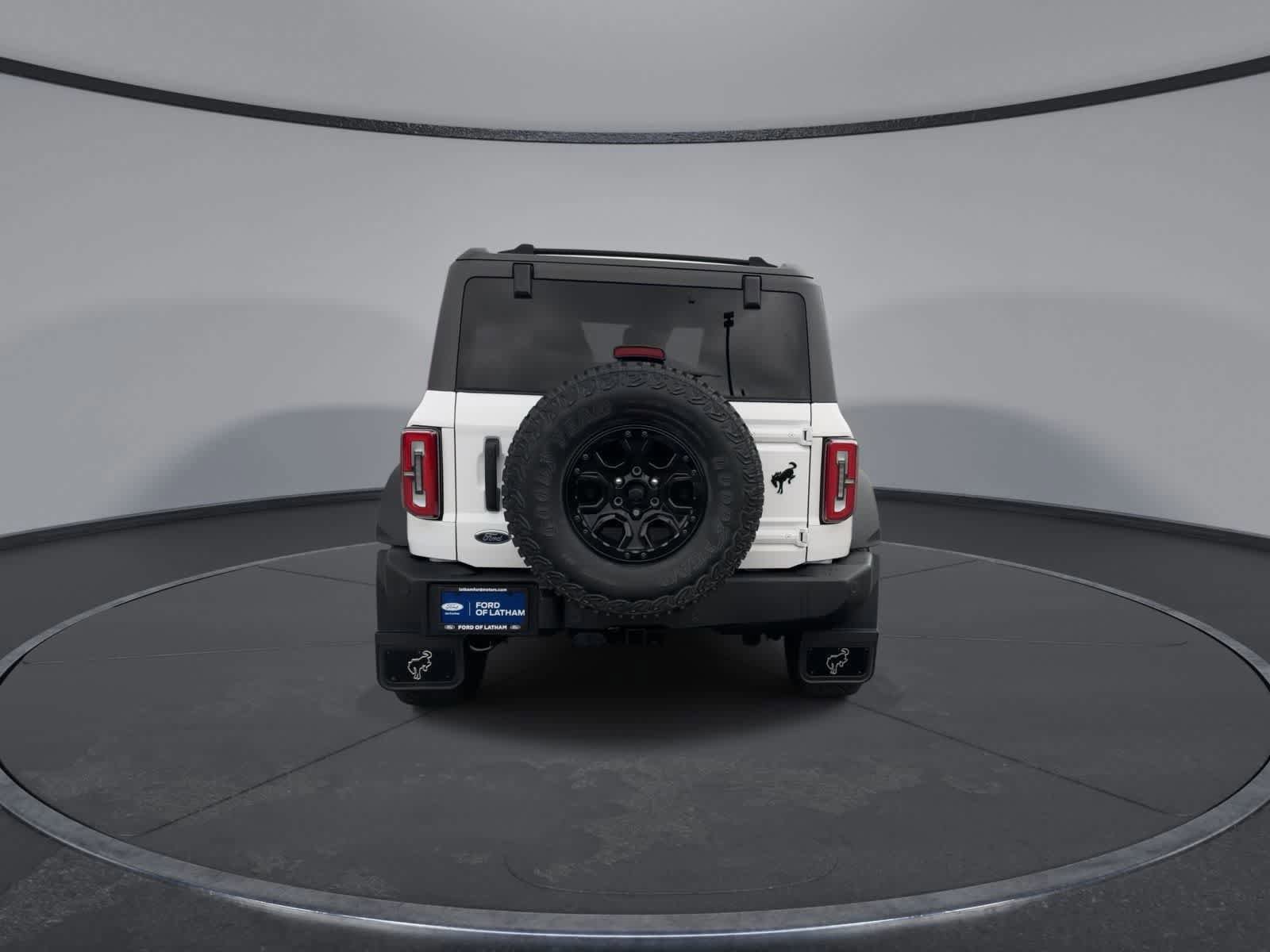Certified 2024 Ford Bronco Wildtrak AWD/4WD image 3