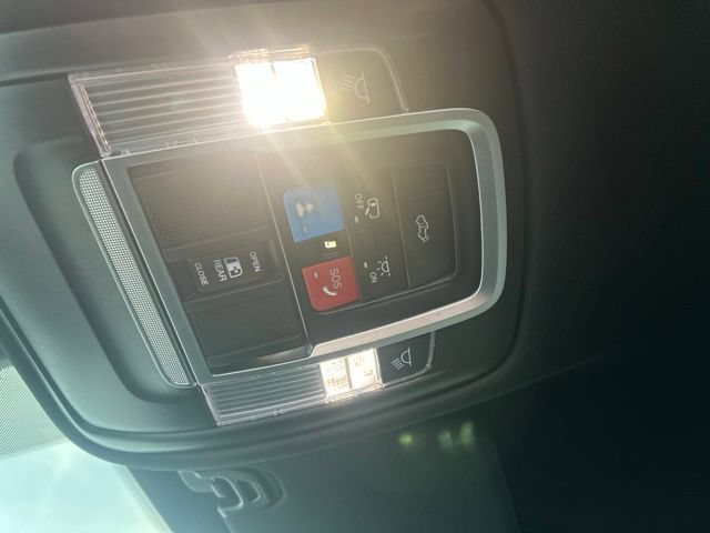 Used 2025 RAM 1500 RHO AWD/4WD image 27
