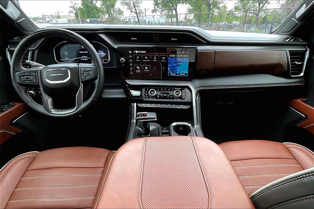 Used 2024 GMC Sierra 1500 Denali Ultimate image 15