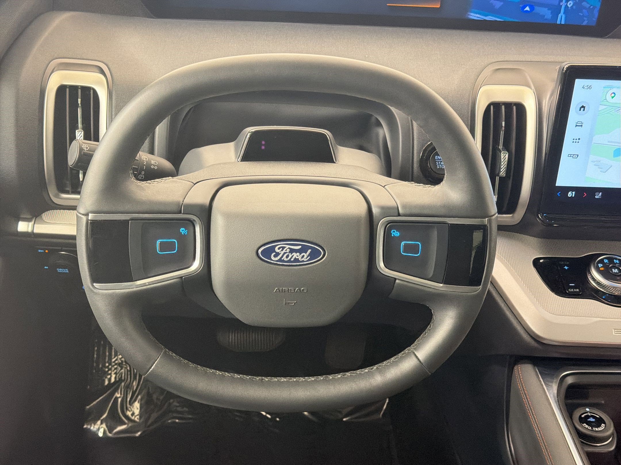 Certified 2025 Ford Expedition Active image 16