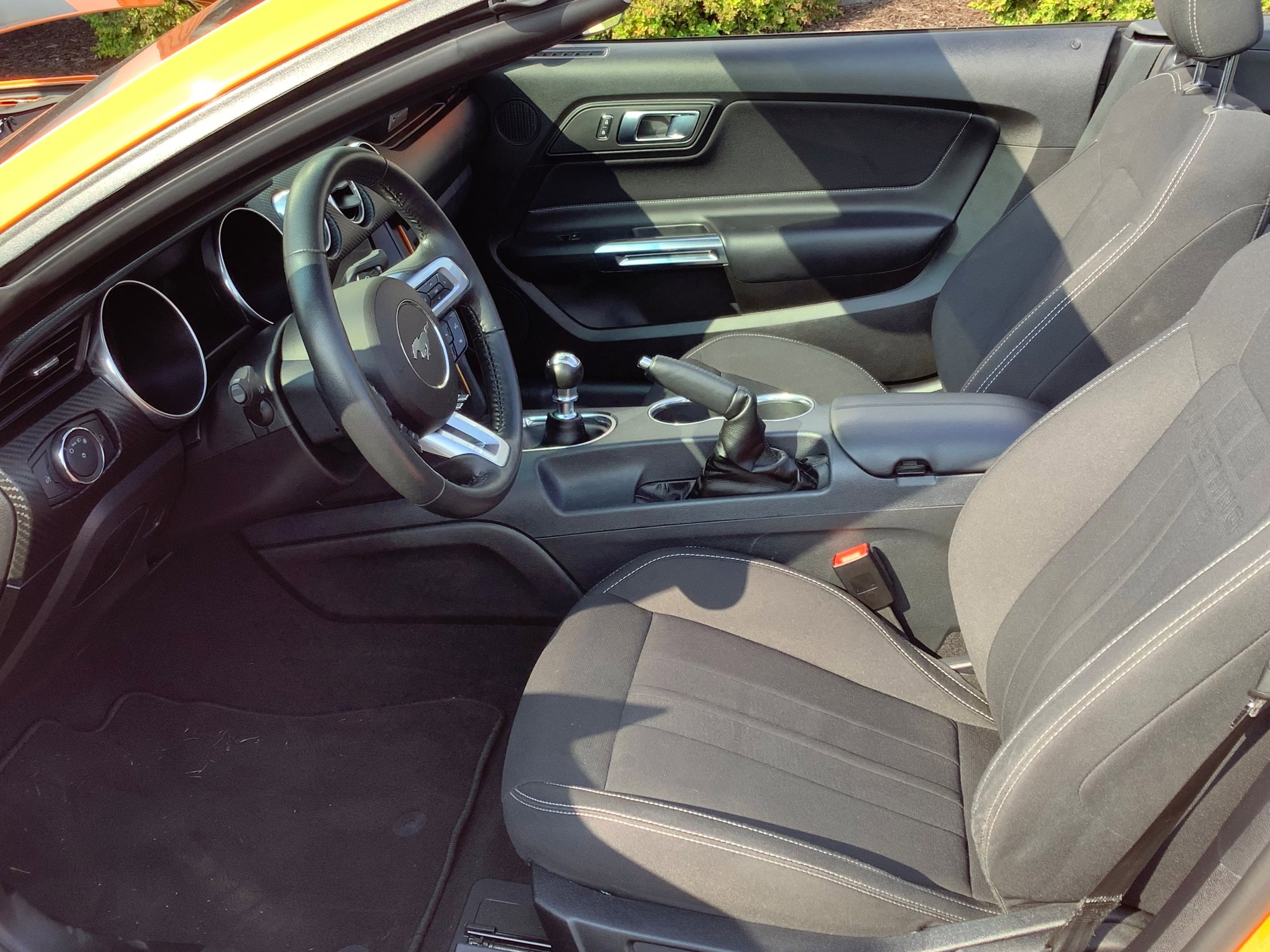 Certified 2021 Ford Mustang Convertible w/ Equipment Group 101A RWD image 12