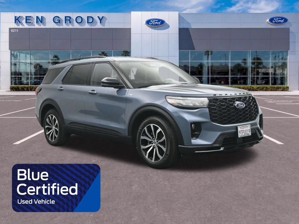 Certified 2025 Ford Explorer ST-Line w/ Premium Package RWD image 1